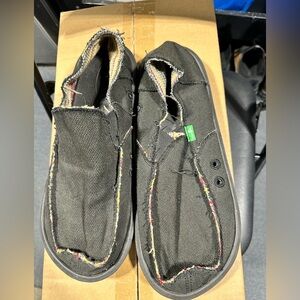 Sanuk Black men’s loafers